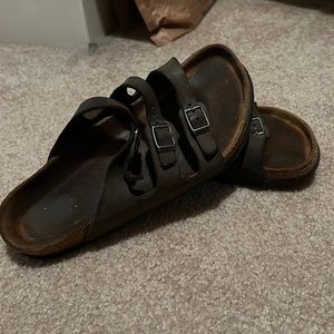 Size 39 Black 3-Strap Birkenstock